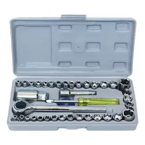Llave Inglesa con Juego de 40 Dados